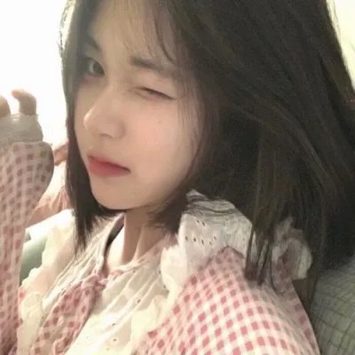 春色无边满绿波