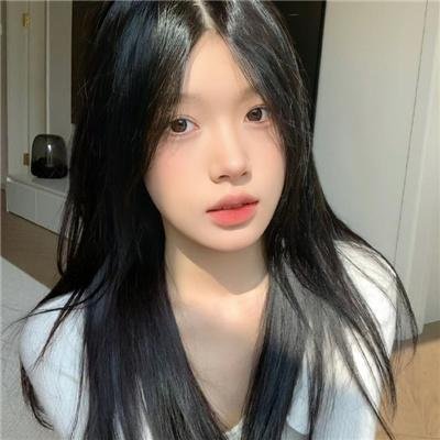 桃花含露又春风